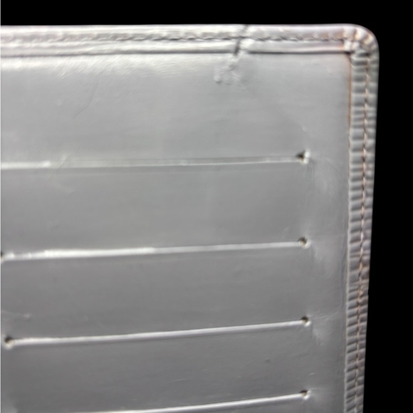 Louis Vuitton Epi Long Wallet – Customized & Handpainted – One of a Kind - Picture 11 of 13